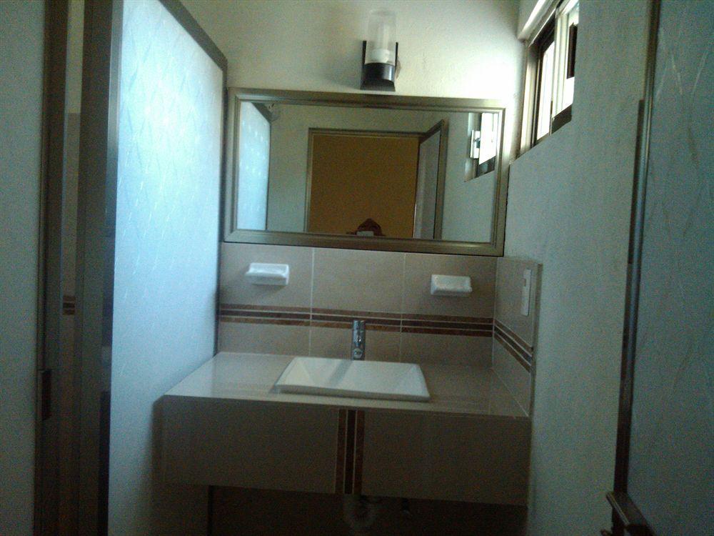Hotel D' Santiago ปาเลงเก ภายนอก รูปภาพ
