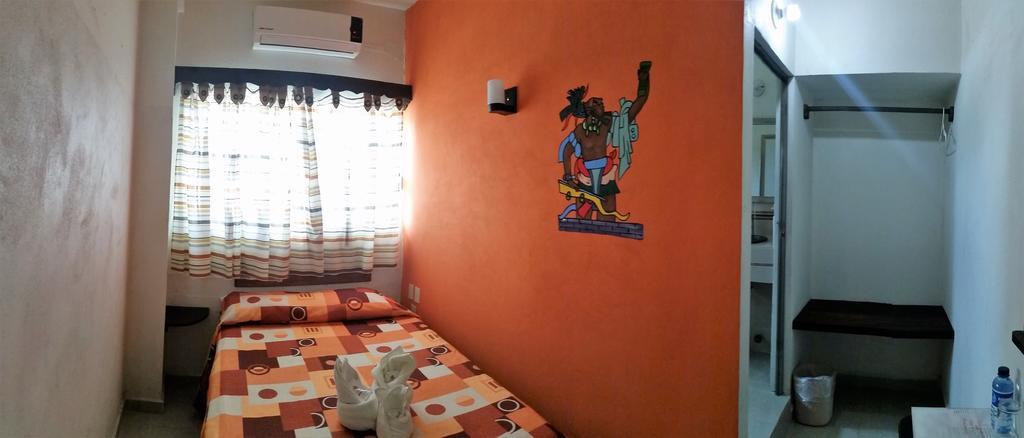Hotel D' Santiago ปาเลงเก ภายนอก รูปภาพ